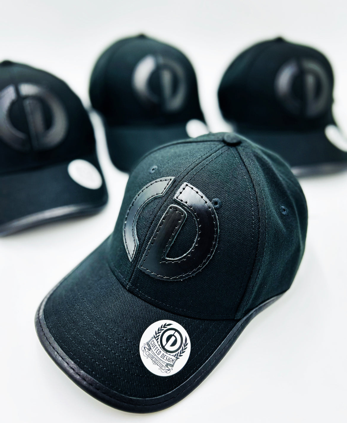 Monochromatic Hat