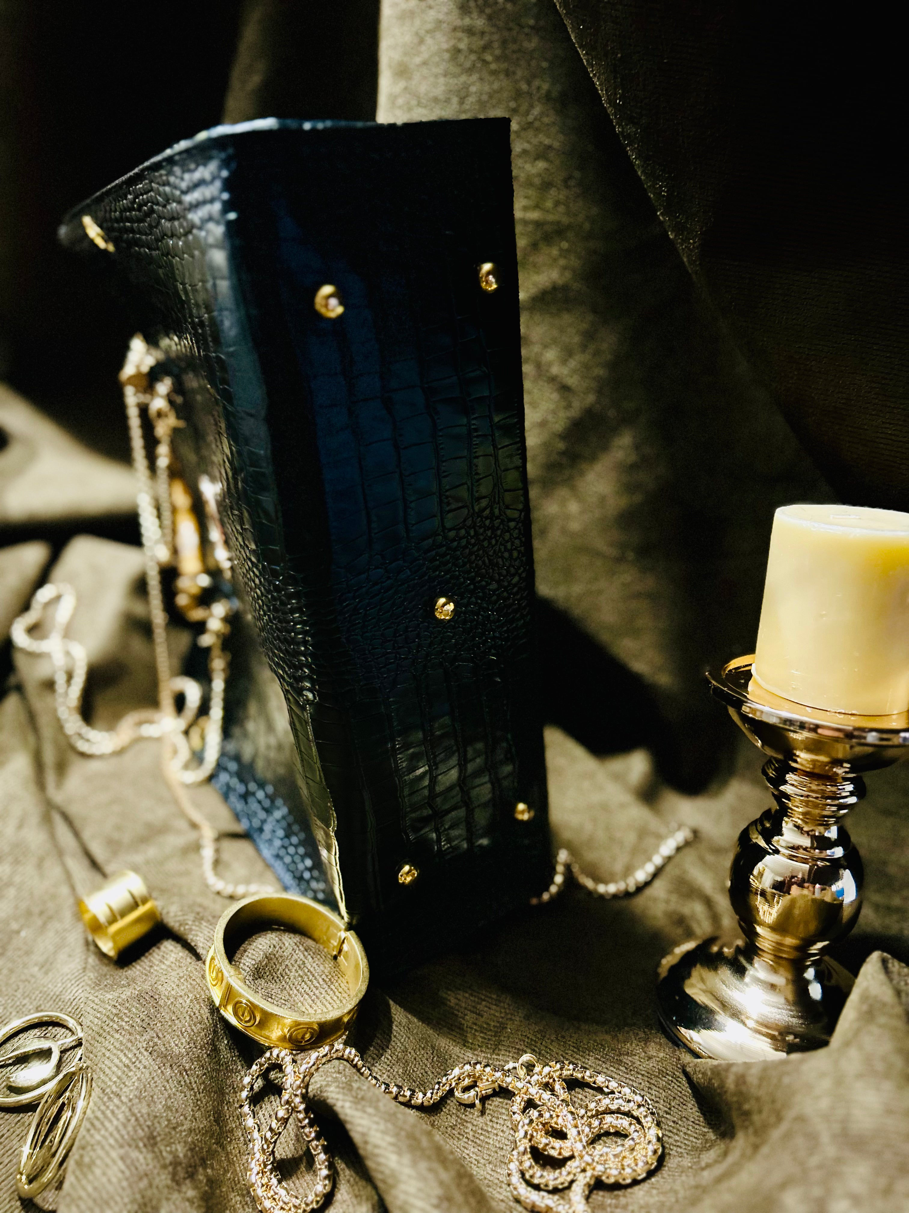 Legacy Noire – The Legacy