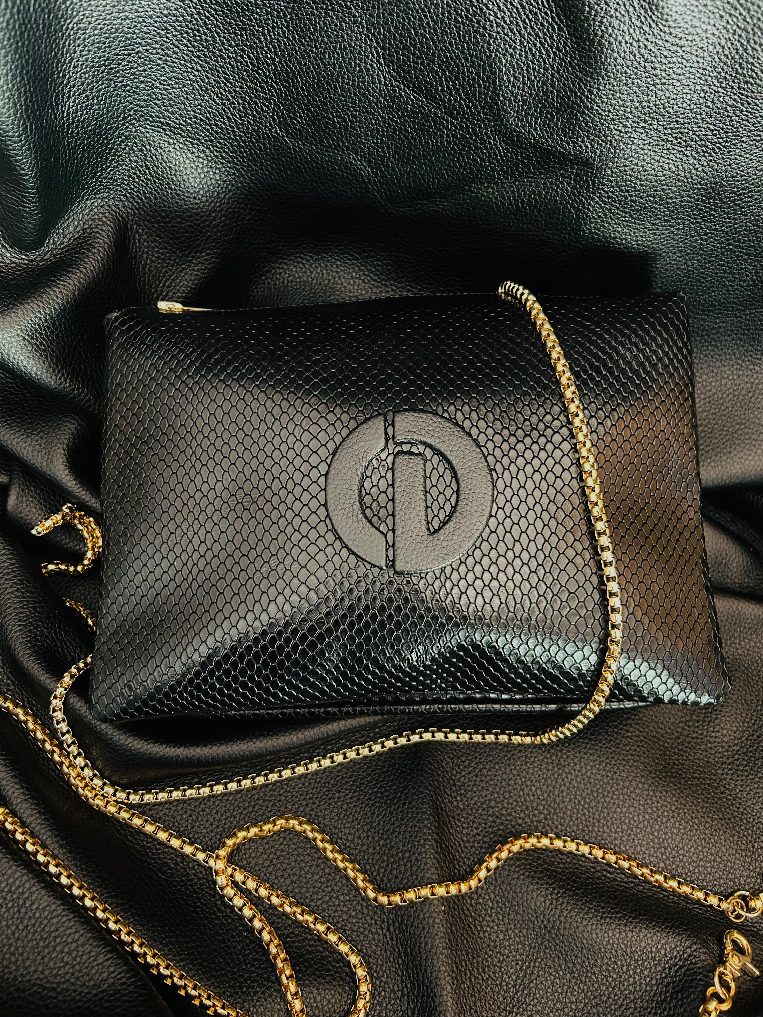 Iconoclast Crossbody