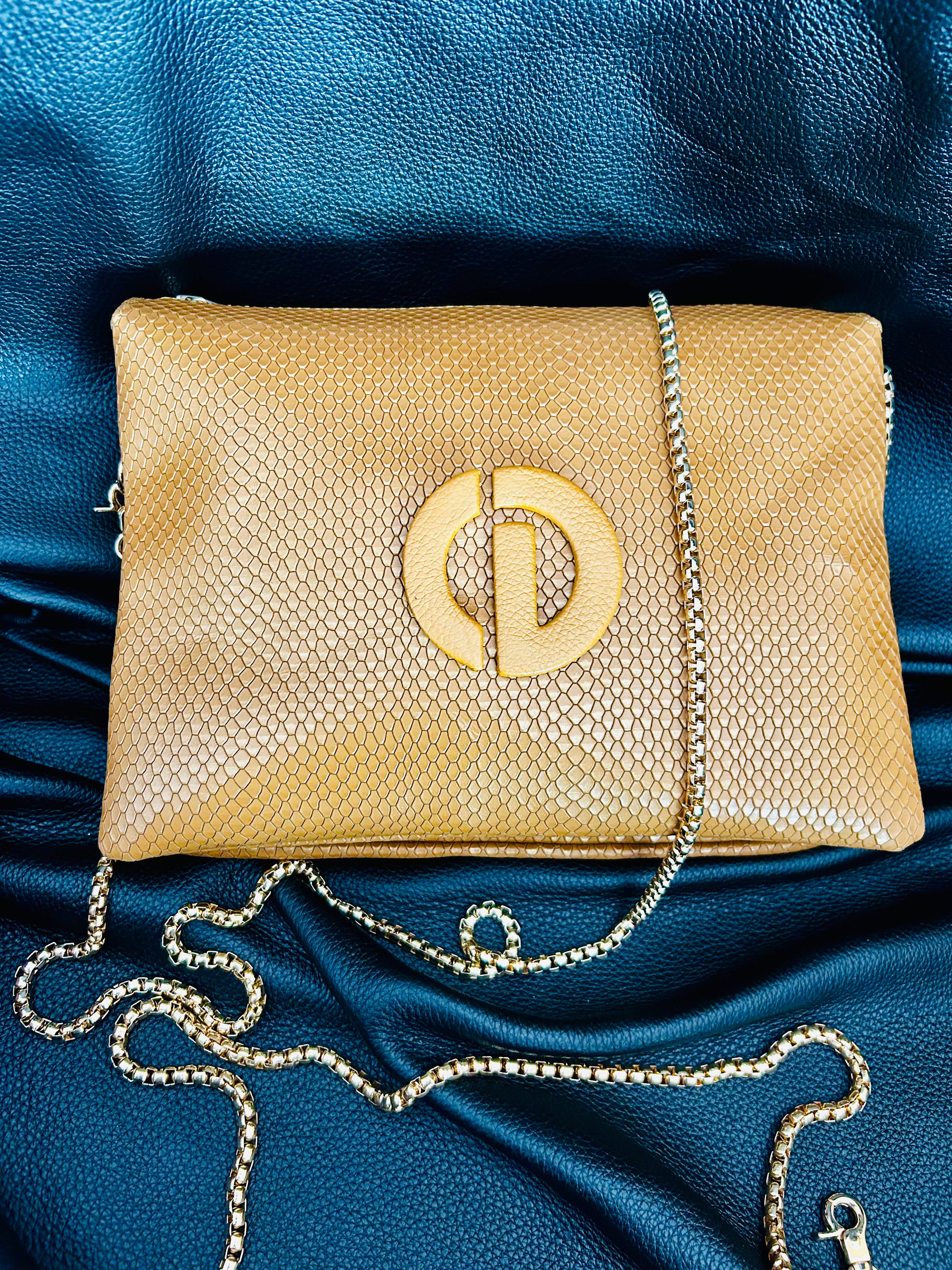 Iconoclast Crossbody