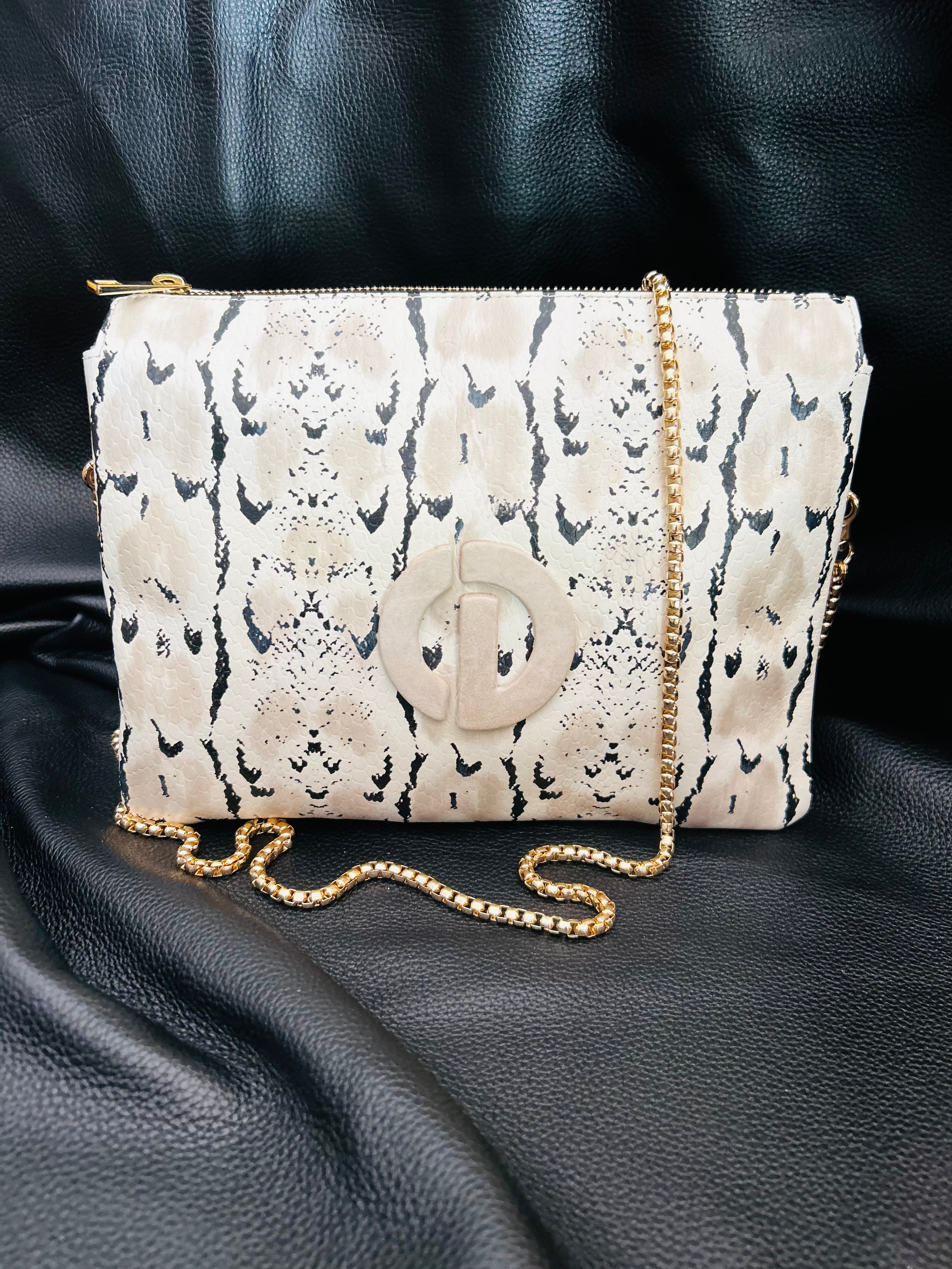 Iconoclast Crossbody